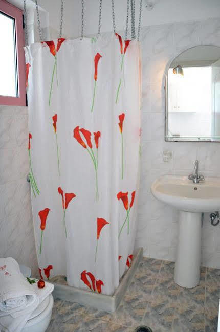 Bona Vista Studios Laganas Luaran gambar